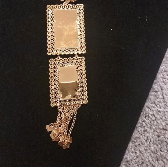 24kgp Dubai Jewelry Elegant Gold Necklace with Intricate Design - Picture 10 of 10